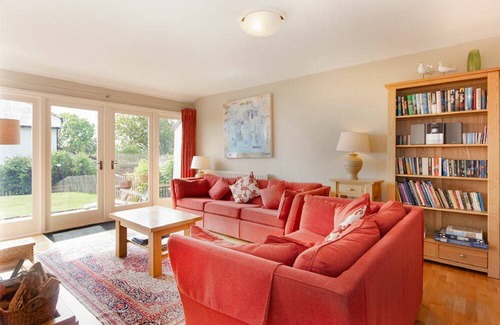 Newton by the Sea Cottage | Cabin ∙ 3 bedrooms ∙ 6 guests