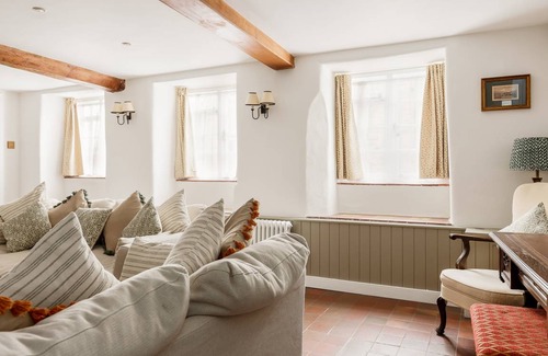 Burton Bradstock Cottage | Cabin ∙ 3 bedrooms ∙ 7 guests