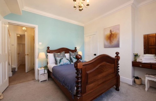 York Cottage | Cabin ∙ 3 bedrooms ∙ 6 guests