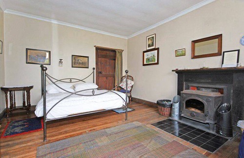 Hawick Cottage | Cabin ∙ 3 bedrooms ∙ 6 guests
