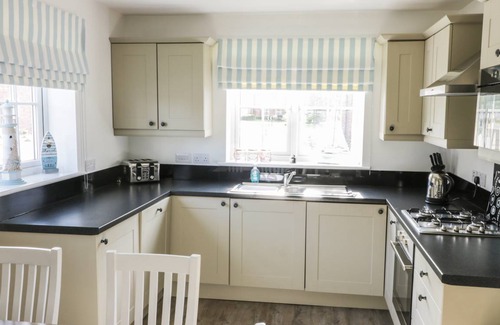 Filey Cottage | Cabin ∙ 3 bedrooms ∙ 6 guests
