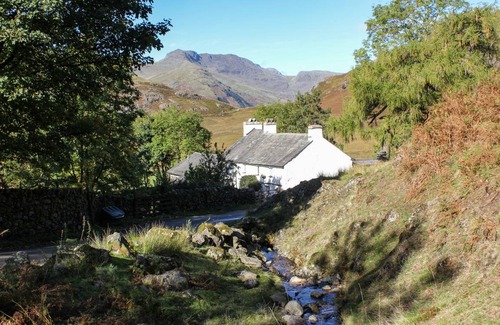 Kirkby-in-Furness Cottage | Cabin ∙ 3 bedrooms ∙ 5 guests