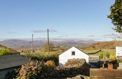 Kirkby-in-Furness Cottage | Cabin ∙ 3 bedrooms ∙ 5 guests