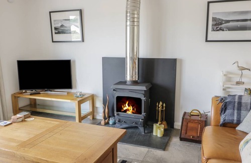 St Dogmaels Cottage | Cabin ∙ 3 bedrooms ∙ 6 guests