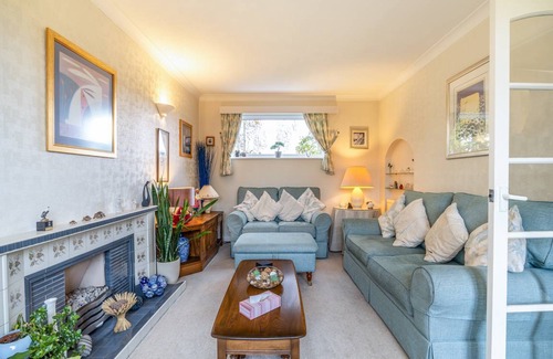 Skellingthorpe Cottage | Cabin ∙ 3 bedrooms ∙ 6 guests