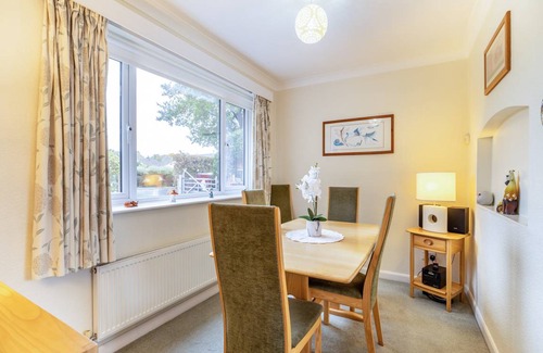 Skellingthorpe Cottage | Cabin ∙ 3 bedrooms ∙ 6 guests