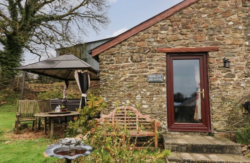 Okehampton Cottage | Cabin ∙ 3 bedrooms ∙ 4 guests