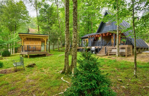 Charter Hills Cabin | Cabin ∙ 3 bedrooms ∙ 6 guests