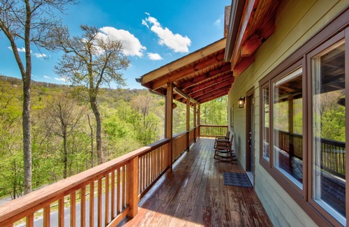 Sugar Mountain Cabin | Cabin ∙ 3 bedrooms ∙ 10 guests
