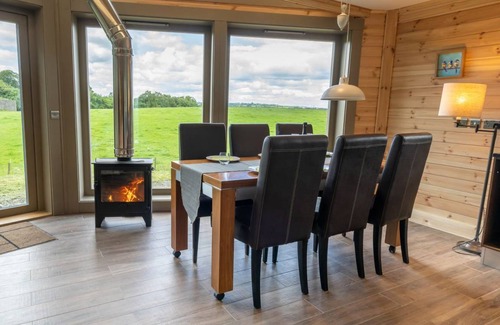 Linlithgow Cottage | Cabin ∙ 3 bedrooms ∙ 7 guests
