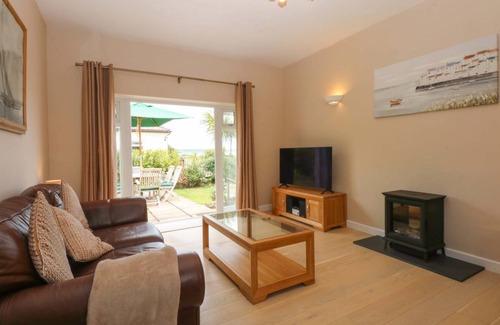 Llanfairpwllgwyngyll Cottage | Cabin ∙ 3 bedrooms ∙ 6 guests