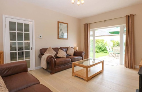 Llanfairpwllgwyngyll Cottage | Cabin ∙ 3 bedrooms ∙ 6 guests