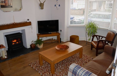 Cleethorpes Cottage | Cabin ∙ 3 bedrooms ∙ 6 guests