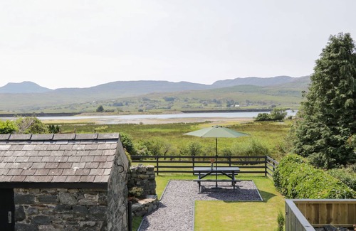 Trawsfynydd Cottage | Cabin ∙ 3 bedrooms ∙ 5 guests