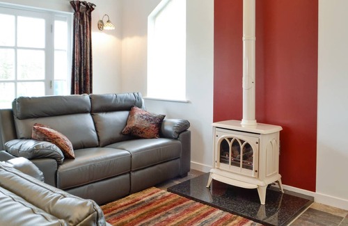 Bontnewydd Cottage | Cabin ∙ 3 bedrooms ∙ 4 guests