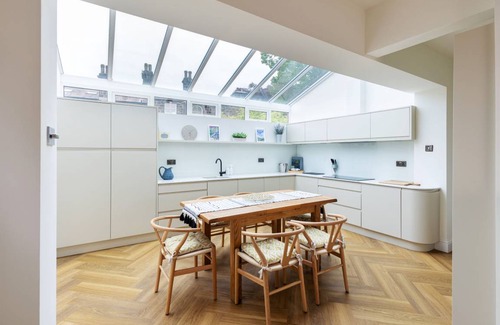 Ilkley Cottage | Cabin ∙ 3 bedrooms ∙ 5 guests