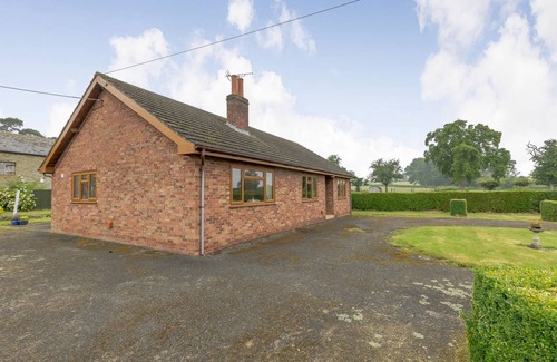 Leominster Cottage | Cabin ∙ 3 bedrooms ∙ 5 guests