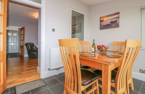 Dawlish Cottage | Cabin ∙ 3 bedrooms ∙ 5 guests