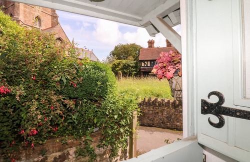 Dunster Cottage | Cabin ∙ 3 bedrooms ∙ 5 guests