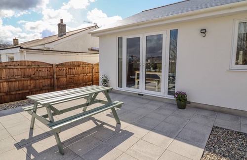 Llanycil Cottage | Cabin ∙ 3 bedrooms ∙ 5 guests