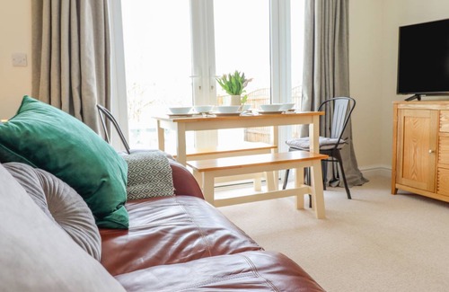 Llanycil Cottage | Cabin ∙ 3 bedrooms ∙ 5 guests