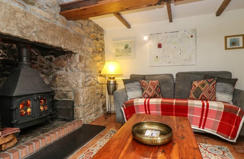 Mabe Cottage | Cabin ∙ 3 bedrooms ∙ 6 guests