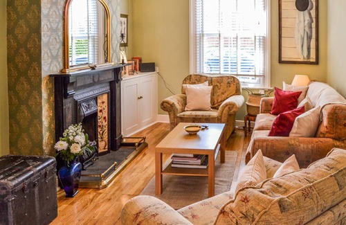 Cromer Cottage | Cabin ∙ 3 bedrooms ∙ 6 guests