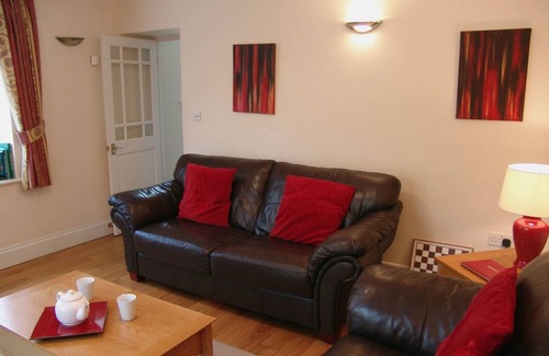Barbrook Cottage | Cabin ∙ 3 bedrooms ∙ 6 guests