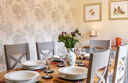 Beck Row Cottage | Cabin ∙ 3 bedrooms ∙ 6 guests