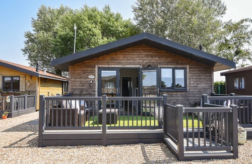 Combpyne Cottage | Cabin ∙ 3 bedrooms ∙ 6 guests