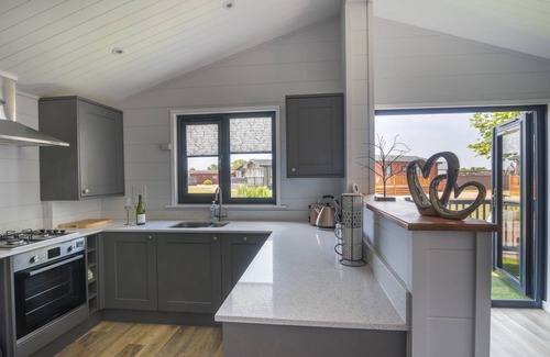 Combpyne Cottage | Cabin ∙ 3 bedrooms ∙ 6 guests