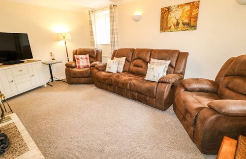 Enniskillen Cottage | Cabin ∙ 3 bedrooms ∙ 6 guests