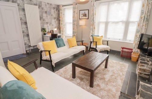 Newport Cottage | Cabin ∙ 3 bedrooms ∙ 6 guests