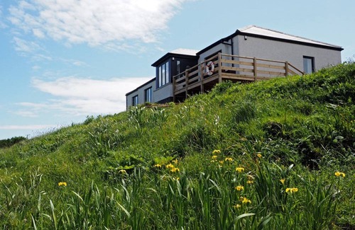 Isle of Barra Cottage | Cabin ∙ 3 bedrooms ∙ 6 guests