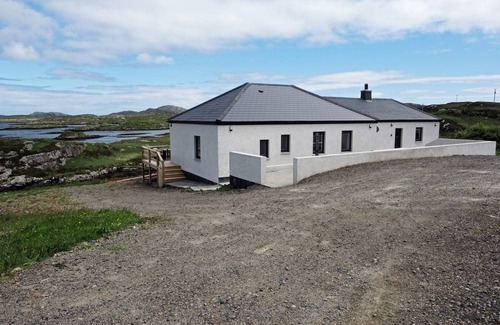 Isle of Barra Cottage | Cabin ∙ 3 bedrooms ∙ 6 guests