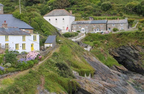 Portloe Cottage | Cabin ∙ 3 bedrooms ∙ 6 guests