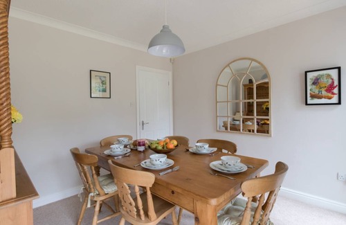 Weymouth Cottage | Cabin ∙ 3 bedrooms ∙ 6 guests