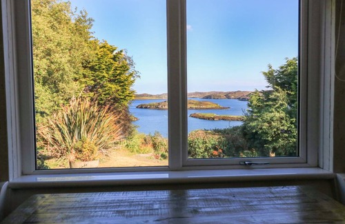Lewis and Harris Cottage | Cabin ∙ 3 bedrooms ∙ 6 guests