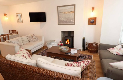 Nefyn Cottage | Cabin ∙ 3 bedrooms ∙ 6 guests
