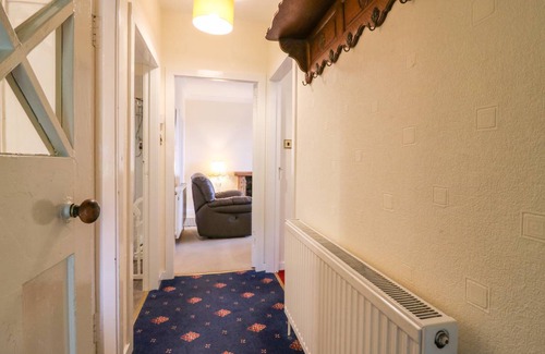 Kirriemuir Cottage | Cabin ∙ 3 bedrooms ∙ 6 guests