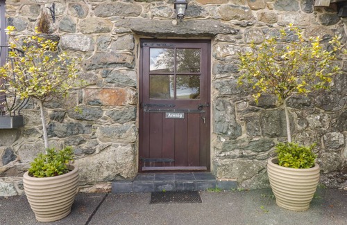 Bala Cottage | Cabin ∙ 3 bedrooms ∙ 6 guests