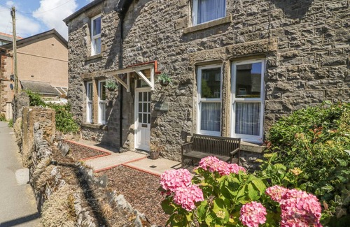 Cark Cottage | Cabin ∙ 3 bedrooms ∙ 7 guests
