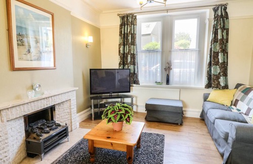 Cark Cottage | Cabin ∙ 3 bedrooms ∙ 7 guests