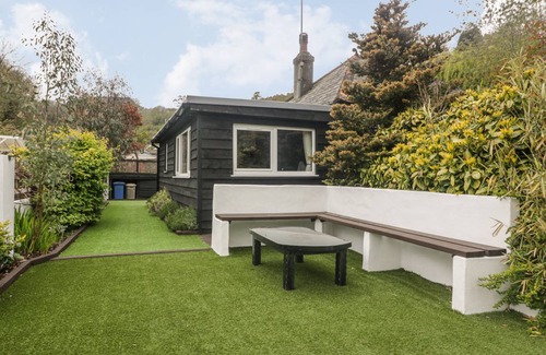 Seaton Cottage | Cabin ∙ 3 bedrooms ∙ 8 guests