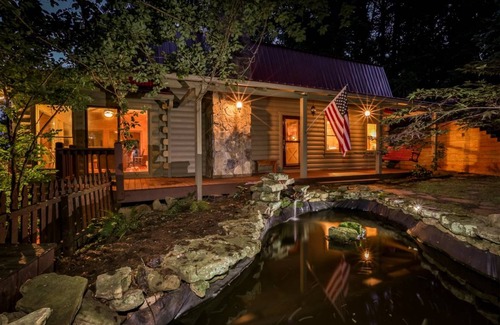 Walnut Mountain Cabin | Cabin ∙ 3 bedrooms ∙ 8 guests