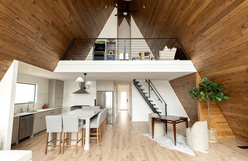 Negreet Cabin | Cabin ∙ 3 bedrooms ∙ 9 guests