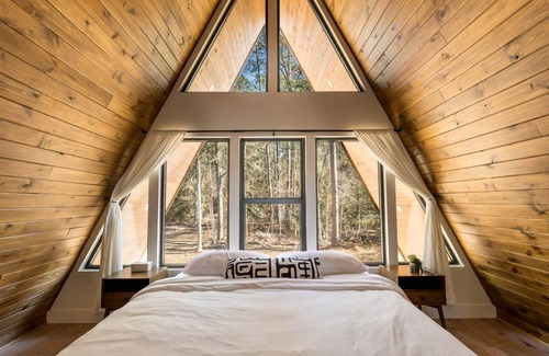 Negreet Cabin | Cabin ∙ 3 bedrooms ∙ 9 guests