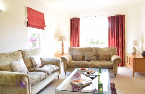 Aldeburgh Cottage | Cabin ∙ 3 bedrooms ∙ 6 guests