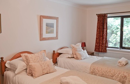 Ambleside Cottage | Cabin ∙ 3 bedrooms ∙ 6 guests