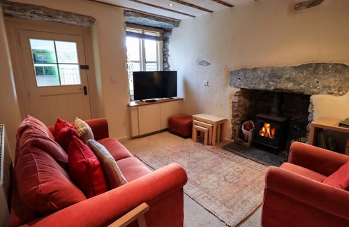 Ambleside Cottage | Cabin ∙ 3 bedrooms ∙ 4 guests
